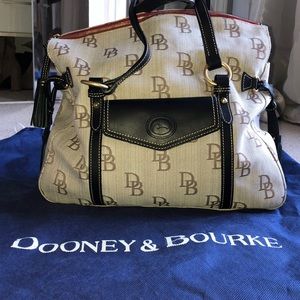 Dooney & Bourke Handbag
